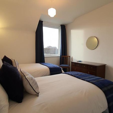 앤스투루더 51 Milton Crescent 빌라 외부 사진