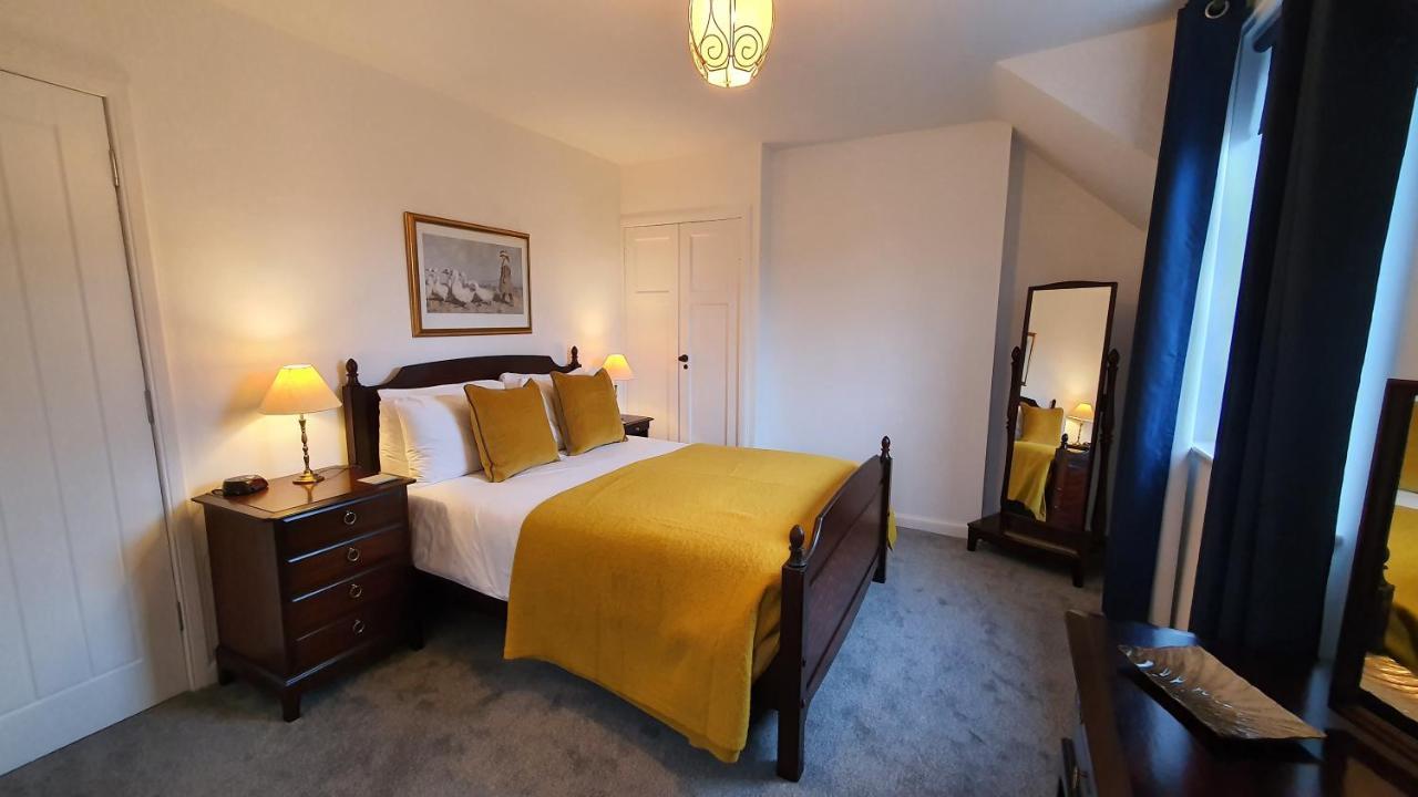 앤스투루더 51 Milton Crescent 빌라 외부 사진