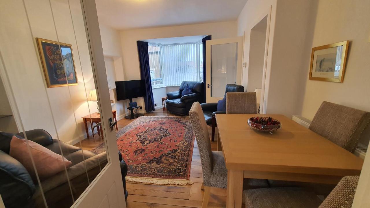 앤스투루더 51 Milton Crescent 빌라 외부 사진